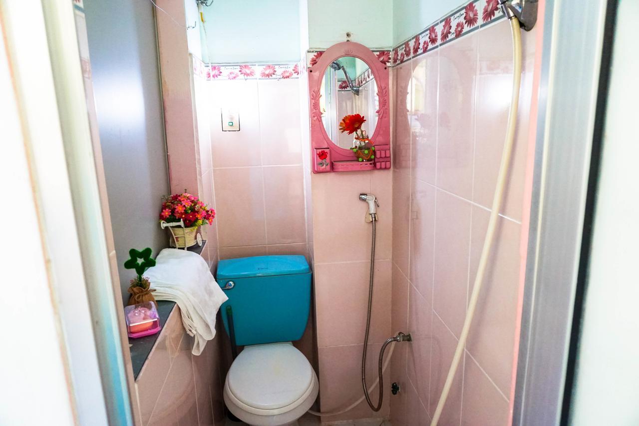 Color House Hostel Ho Chi Minh City Exterior photo